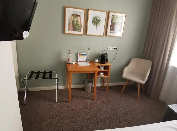 Guestified Ayuna 뒤셀도르프