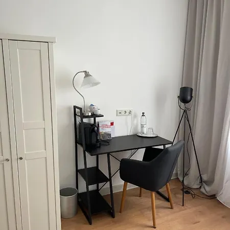 Max Self-check-in 3*