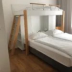 Guestified Ayuna Szálloda
