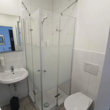 Hotell Guestified Ayuna Hotel