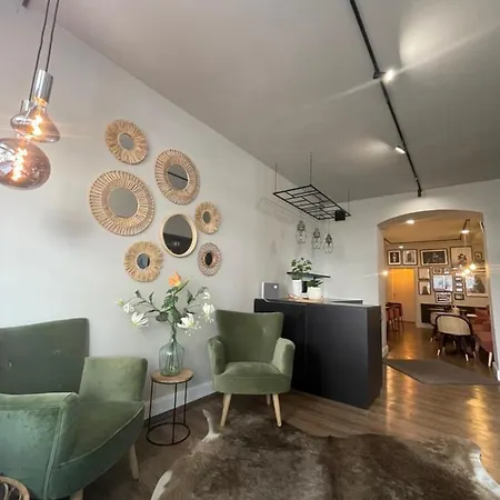 Max Self-check-in Hotel 3*