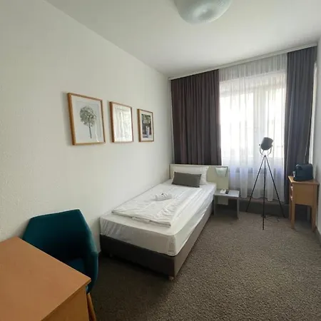 Max Self-check-in Hotel 3*