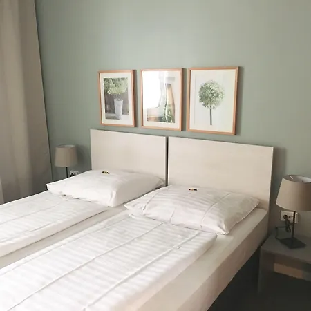 Max Self-check-in Hotel