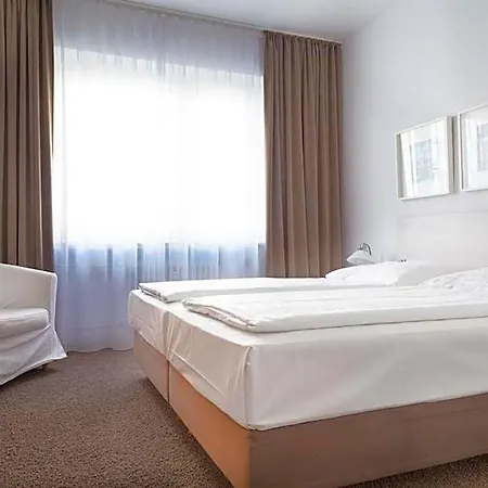 Guestified Ayuna 3* Düsseldorf