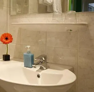 Hotell Max Self-check-in 3*