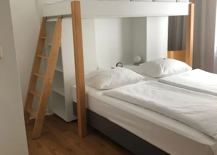 Guestified Ayuna Szálloda