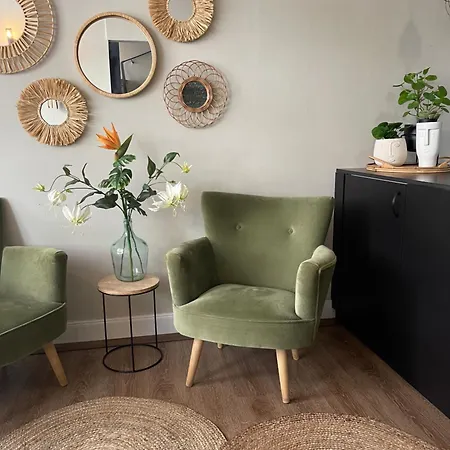 Guestified Ayuna Hotel Szálloda