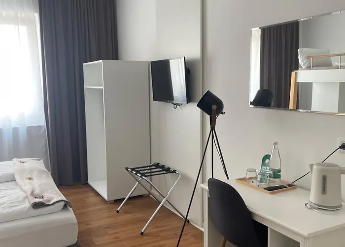 Guestified Ayuna 3* Düsseldorf