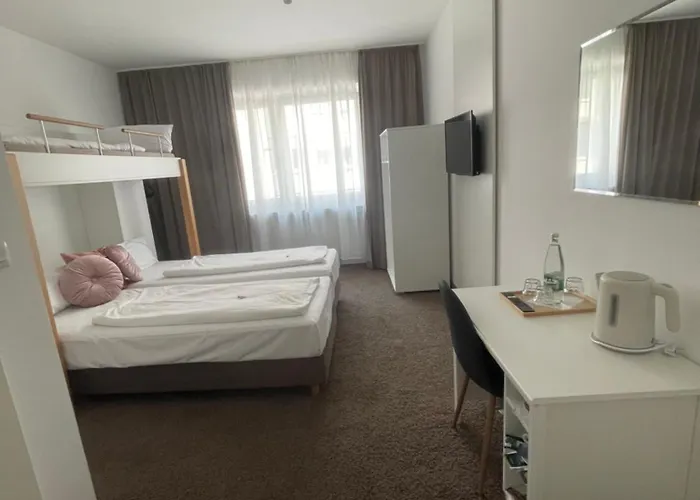 Hotel Guestified Ayuna 3*