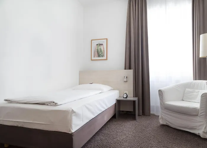 Hotel Guestified Ayuna 3*